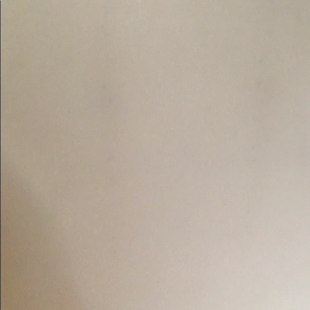 Meet your Posher, Lara